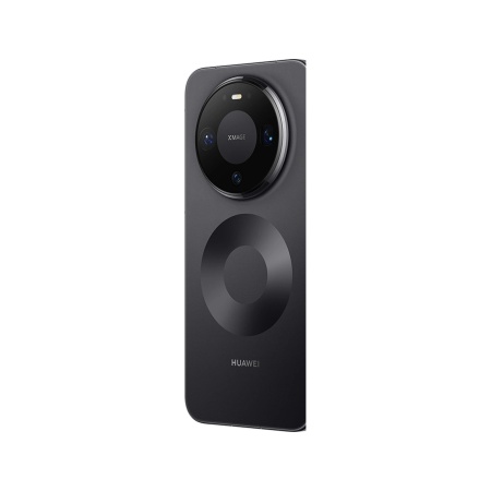 Смартфон Huawei Mate 80 Pro 16/512GB Black — на белом фоне