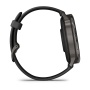 Garmin Venu 4 45 мм, чёрный силиконовый ремешок: боковой профиль корпуса и ремешка