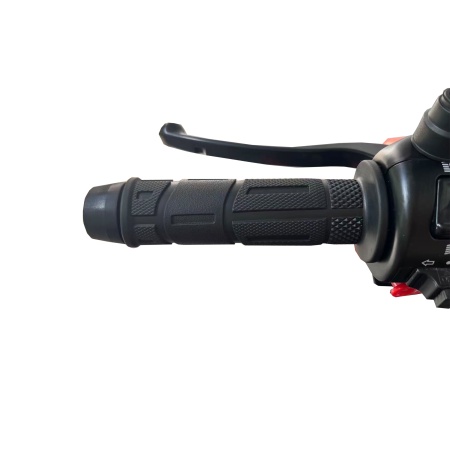 Скутер бензиновый Kugoo Tank — точная фотография 8