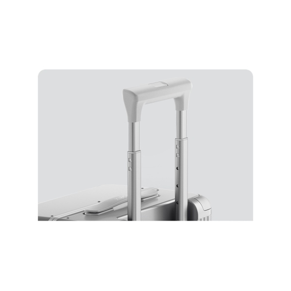 Чемодан Xiaomi Aluminum Frame Luggage 20" Silver — на белом фоне