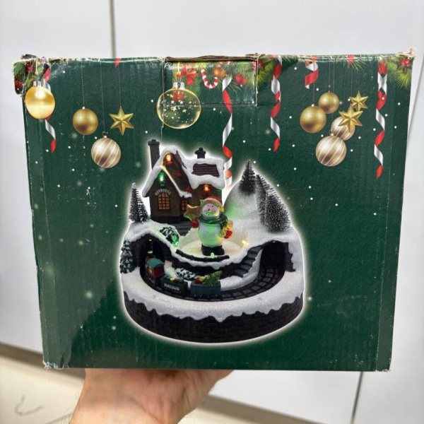 Фигура новогодняя Дед Мороз и железная дорога